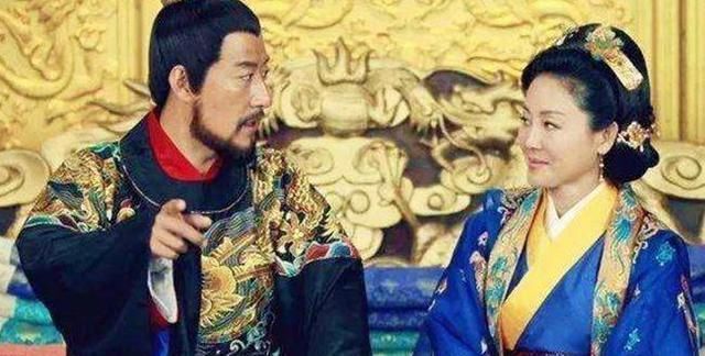 光天化日#朱元璋元宵猜灯谜,一灯上画着妇人抱西瓜,下令:杀了附近所有人