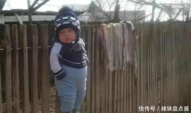 宝爸|实锤了!爸爸带娃果然不靠谱,路遇大雨,父女上演“窒息”的父爱