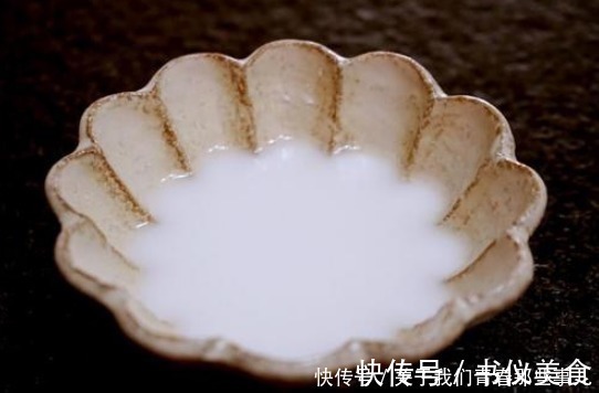 大厨|无论炒啥青菜，学会3个技巧，翠绿鲜嫩又入味，不比大厨炒得差