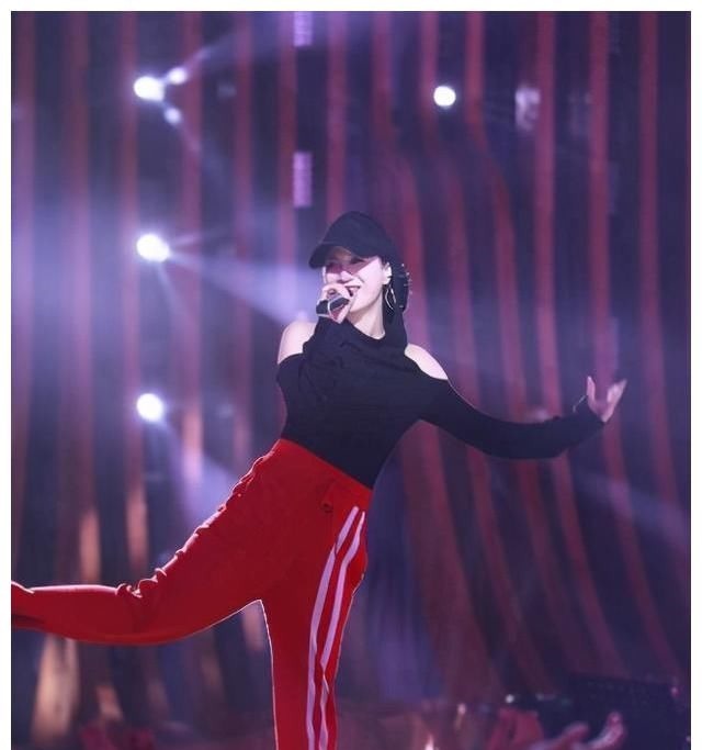 她曾参加好声音，未夺冠却意外嫁给爱奇艺总裁，今31岁成人生赢家