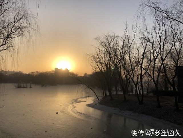 夫妻|明日立秋，老人说：今年“立秋见月晦，夫妻各自睡”，啥意思？