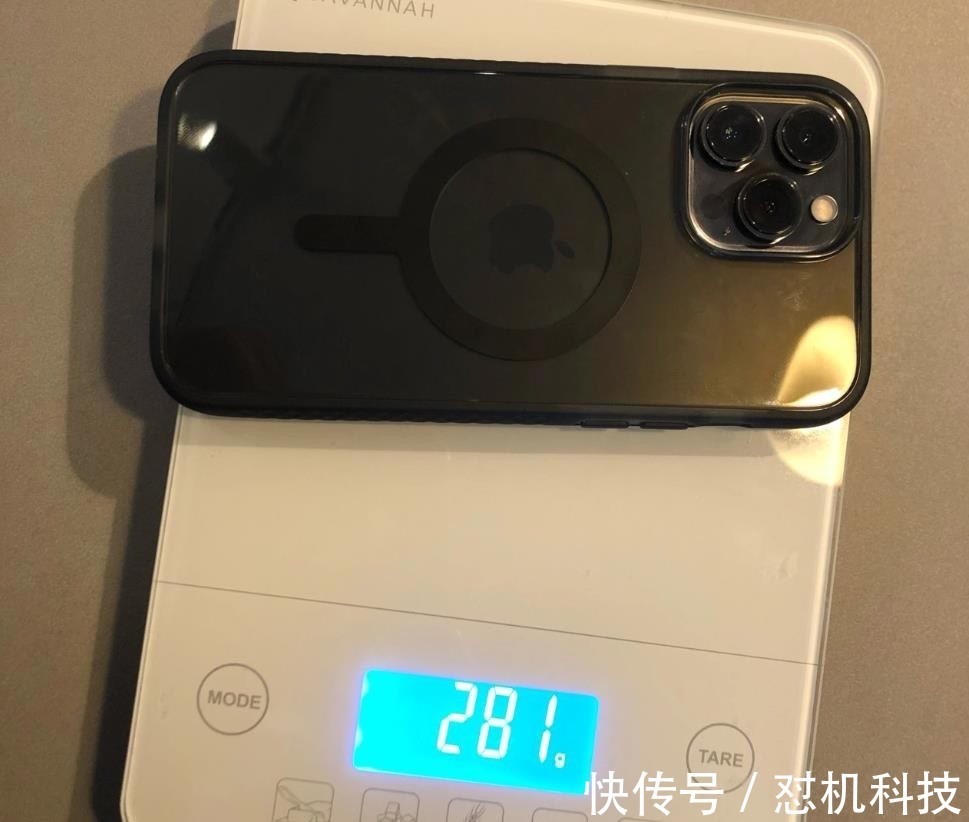 苹果iPhone13ProM华为换苹果iPhone13Pro Max，真的用不惯，这几点必须吐槽