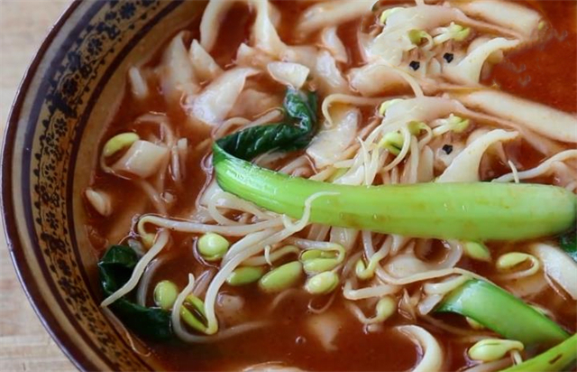 想吃刀削面不用出去吃，手把手教你在家做出来，劲道爽滑，超简单！