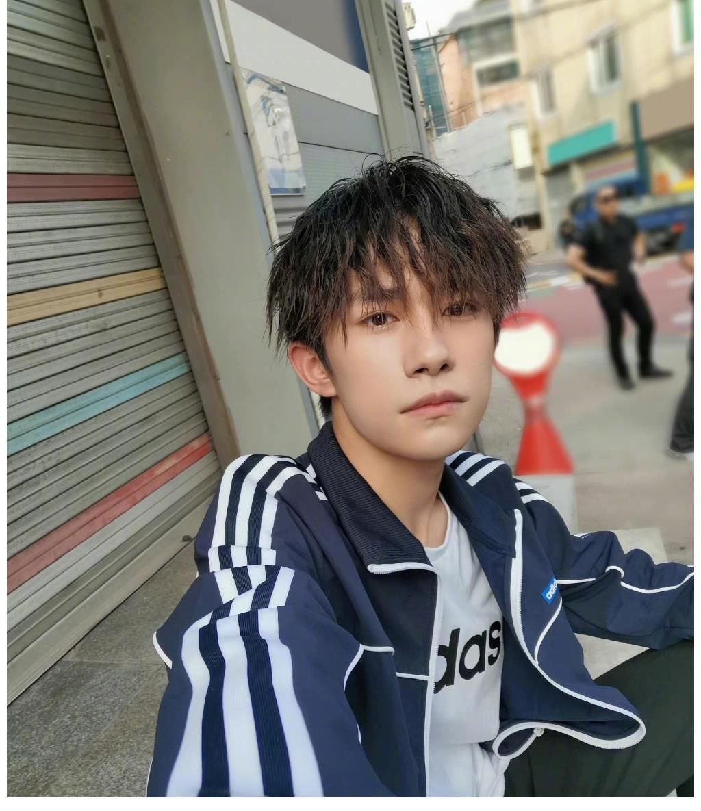 朋友请听好2官宣，易烊千玺退出井柏然董子健加入，期待全新故事