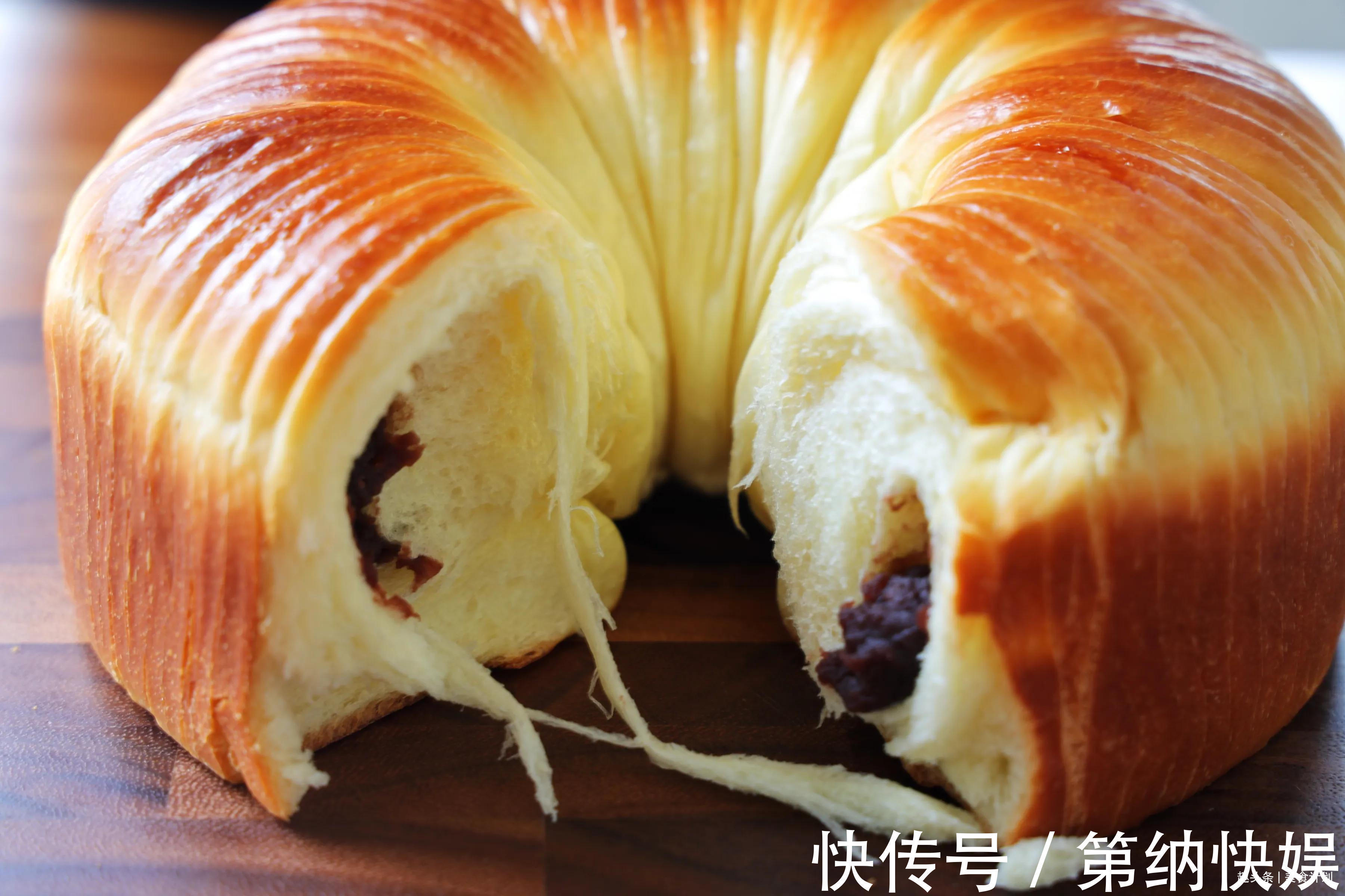 松软|教你做最近很火的毛线面包，松软拉丝，孩子吃了一次还想吃
