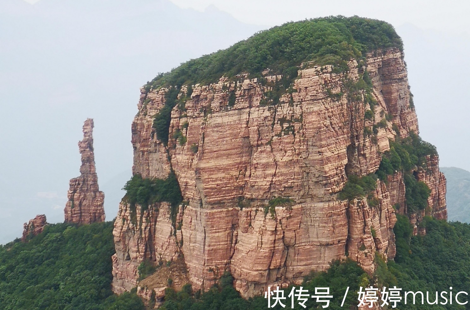 女峰|太行地质奇观，云端之上九女峰，两壁临渊一米崖