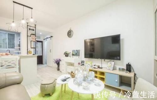 空间|北漂8年才买下一套32㎡小房，厨房只3㎡，海洋风卫生间5㎡