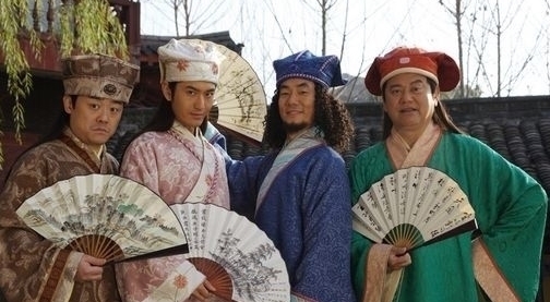 电影|电影里的唐伯虎风流倜傥,真实的唐伯虎穷困潦倒,连棺材都买不起