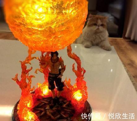 火拳|绝版艾斯手办被小哥哥获得,组装起来的刹那,真正的高还原
