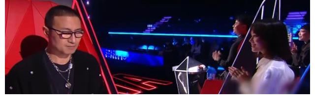 張碧晨|本以為是汪峰不喜歡黃霄云，看到張碧晨的做法，才發(fā)現(xiàn)錯(cuò)怪他了