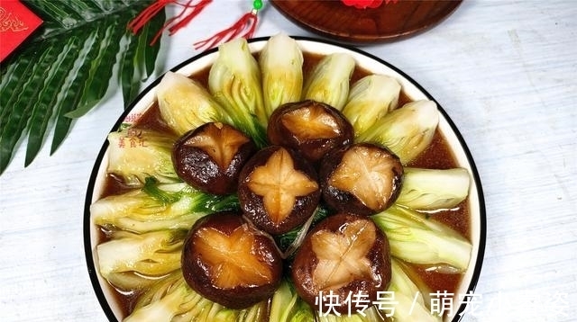 年夜饭|晒晒我家的年夜饭,4小时做12道菜,上桌后怀疑自己是“饲养员”