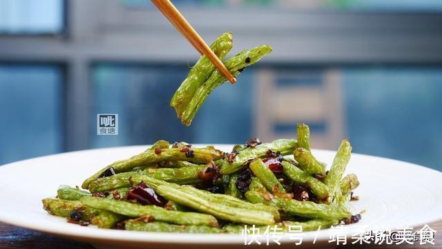 新手必学的干煸豆角，多加一样料比饭店的还好吃，香辣过瘾很下饭