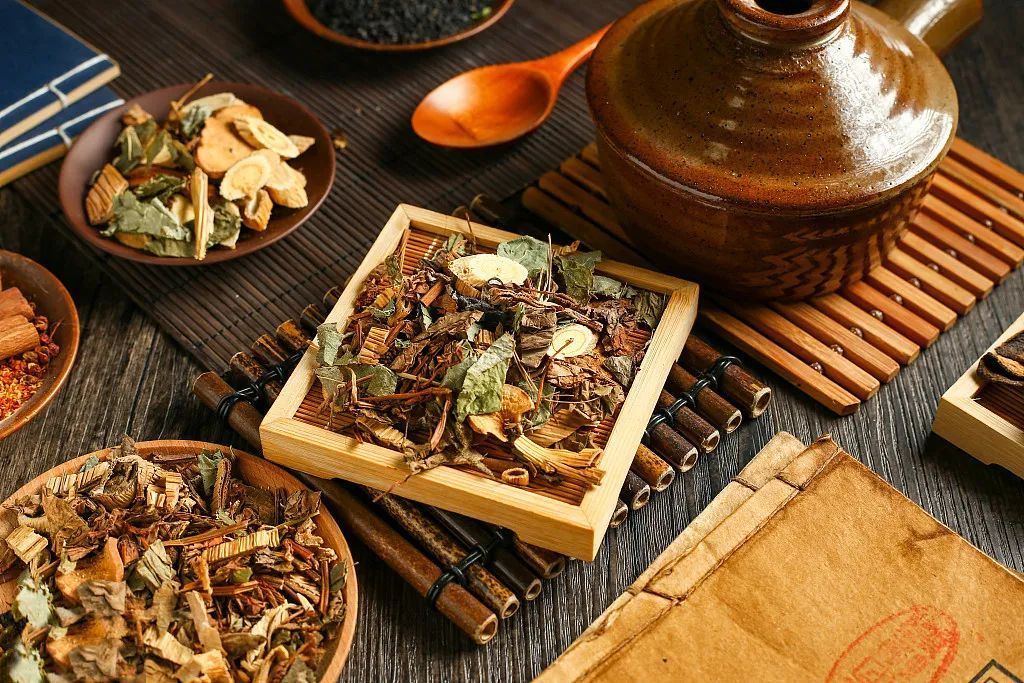 阴阳|不补身体虚，一补就上火，上热下寒，这样做既通又补，火气变元气