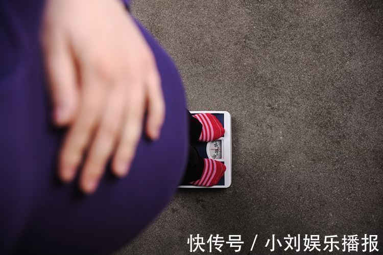 水肿|怀孕晚期,孕妈多吃3种食物,或许有助于胎儿智力发育