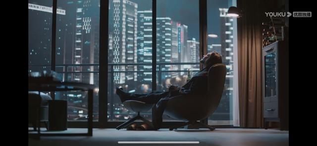 《紧急公关》央八热播,黄晓明:我要学习成都人非常先进的消费观