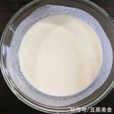 黄油|秒杀网红店的麻薯核桃软欧包，做法原来这么简单