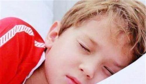 睡眠时间|孩子起床太早，身高或矮10厘米，家长可以为孩子的身高做些什么