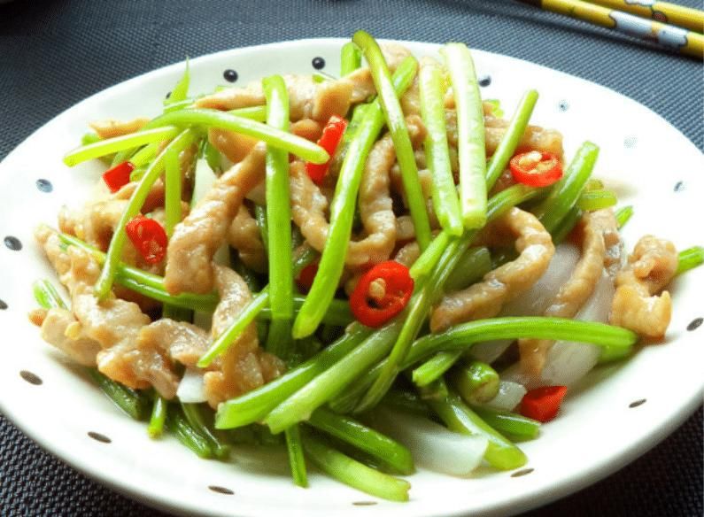  里脊肉|冬季，遇见这菜别手软，简单炒一炒，美味下饭，不懂吃太可惜