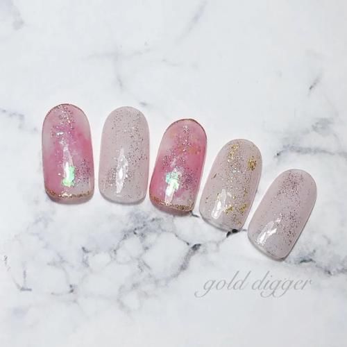 10款夏日淡彩美甲，收藏起来照着做吧