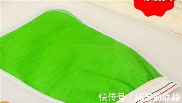 洗澡巾|厨房放一个搓澡巾，几个作用真实用，很多人都不懂！
