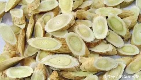 老中医黄芪是一宝,喝黄芪水有12大好处,一起来了解下