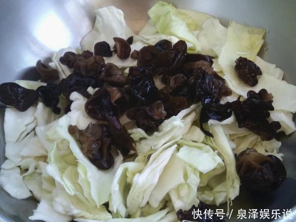  危害|这菜切记不能隔夜吃，吃一次比抽烟的危害还大，快告诉给家人