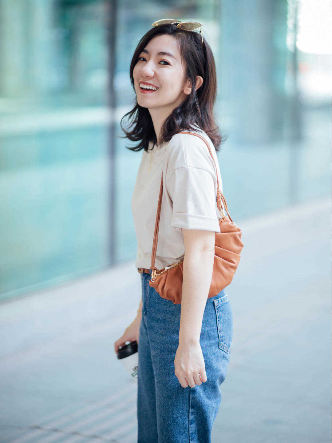 搭配|穿T恤记住这几点，不平凡的女孩也能穿出高级感，优雅大方