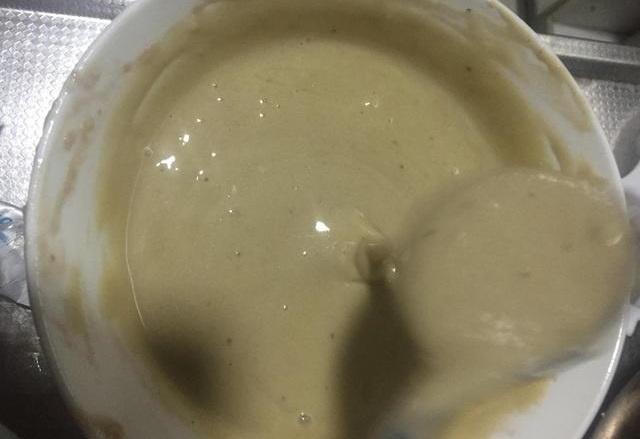 钓草鱼鱼口不佳，不妨试试这款水果窝料，制作简单钓草鱼有奇效