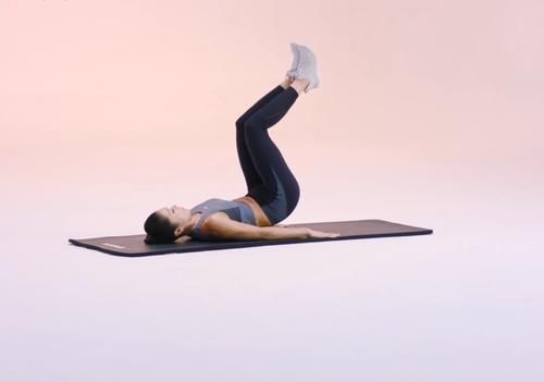 ig|有着90-58-90比例的她，凭借这肌肉身材，收获千万粉丝