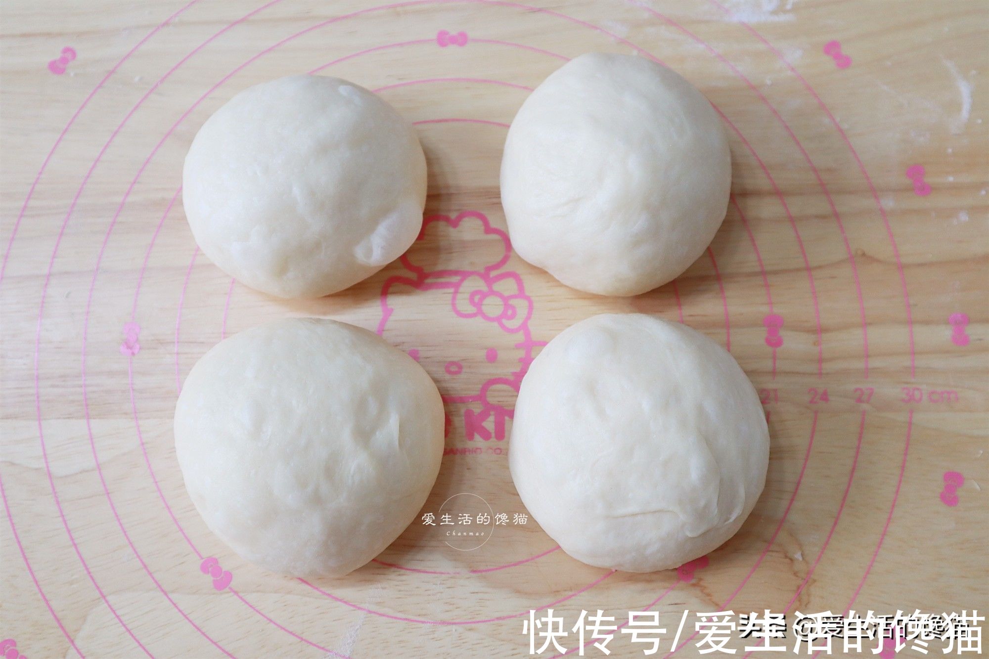 想吃面包不用买了，轻松在家就做一炉，柔软拉丝，比买的还好吃