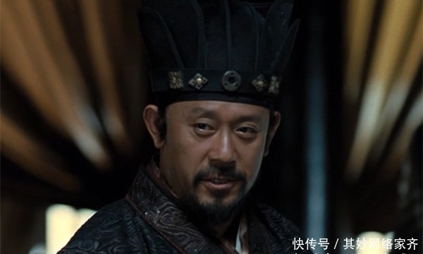 心腹|决定吕布生死之际,曹操众多心腹默不作声,为何刘备要抢着表态