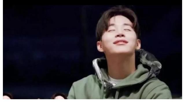 向往的生活|追了五季《向往的生活》越搞越烂，张艺兴成了最后一把下头催化剂