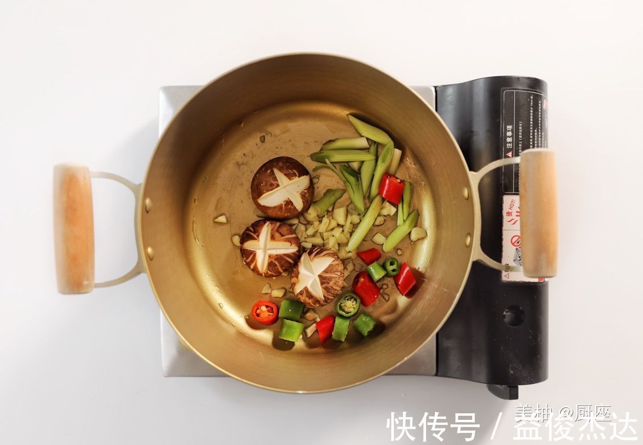 豆腐的100种做法,烹饪简单营养丰富,热乎乎吃一大碗,真香