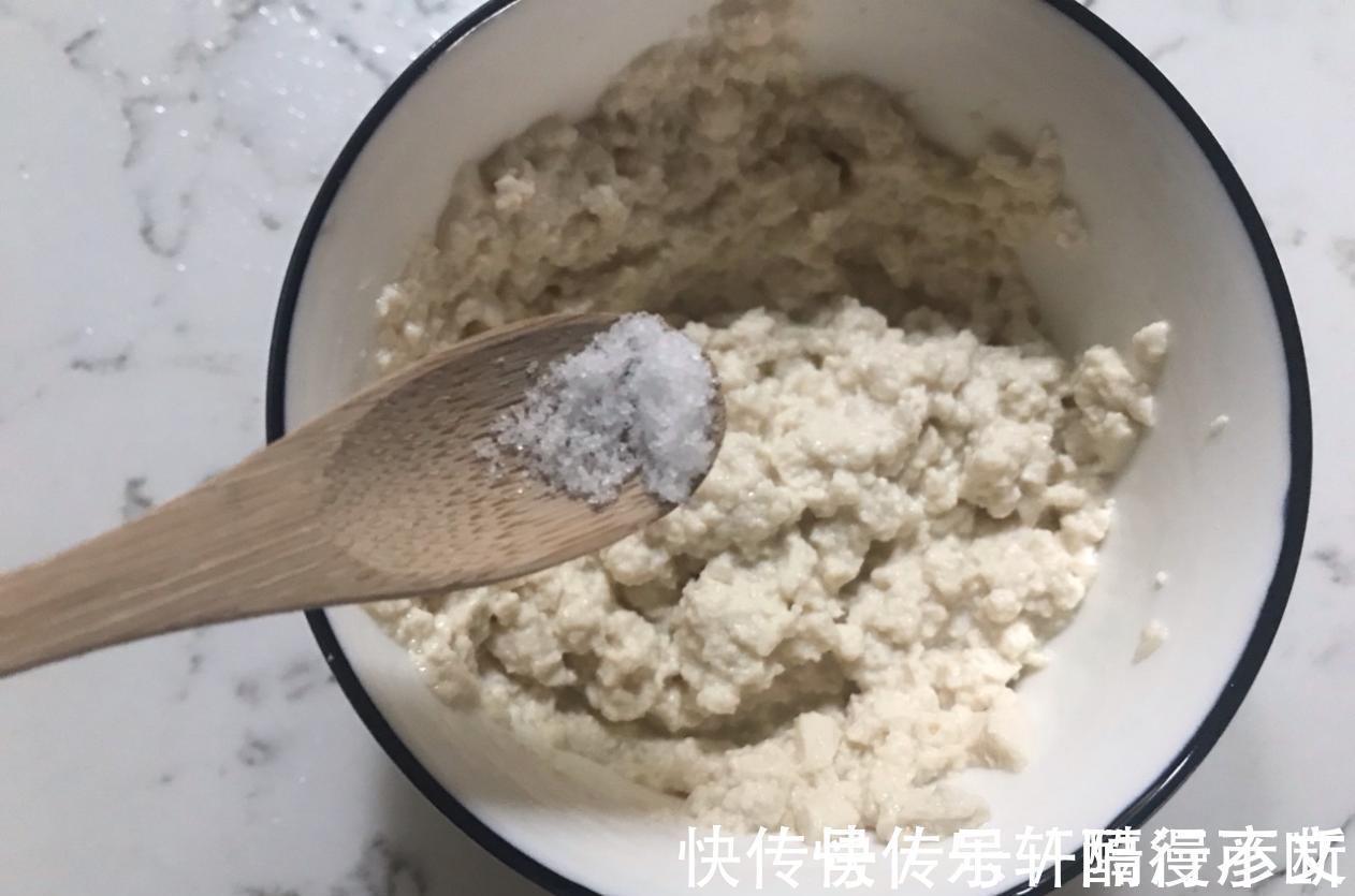 虾仁炒鸡蛋|从小吃到大的小葱拌豆腐，鲜美爽口，怎么吃都不腻