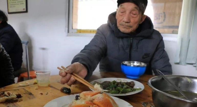 降脂减肥|102岁的老人,器官年龄只有30岁,原因是爱吃“两种菜”