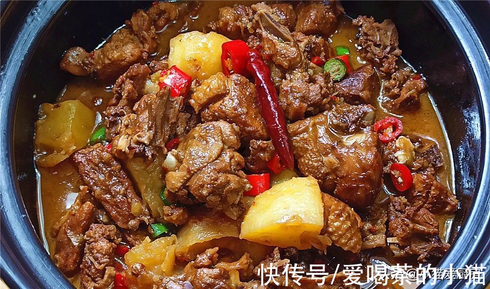 大料|国庆节教你做一个土豆焖鸭肉，成菜味道香而不腻，不错的下酒菜