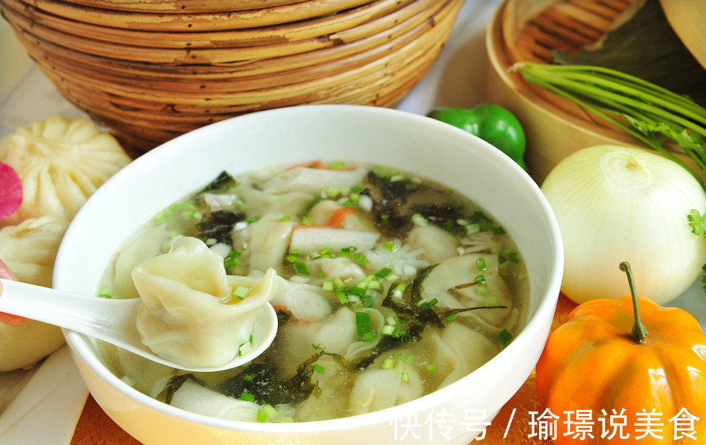媳妇把早餐换个花样，十分钟就做好，一碗下肚热乎又开胃，特好吃