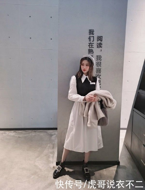 40岁女人怎样穿才时尚？针织马甲当外套，减龄又实用又好穿