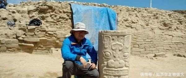 陕西省考古|四千年前的石峁遗址地面,神面纹石立柱依然矗立