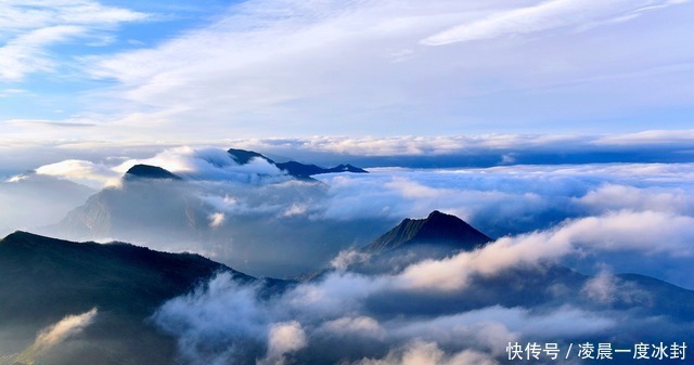 四川二郎山红岩顶，360度观云海，雪山更壮观、云瀑更宏大