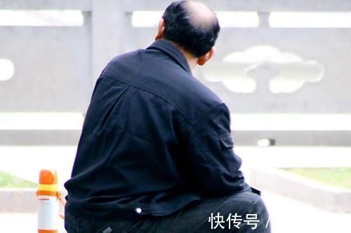 身体衰老|50岁后男性若有这些特征,说明你已经开始衰老,别不服老