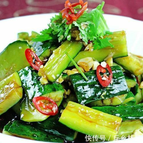 吃了半辈子黄瓜,这个做法百吃不腻,开胃又下饭,一日三餐都适合