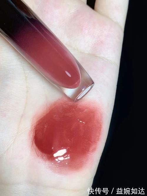 关键|黄皮女生“无法拒绝” 五个色号,显白又提气色,关键还很显贵气