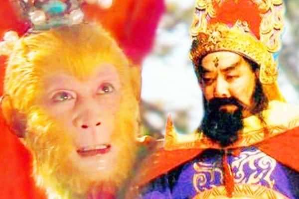 玉帝$啥纠葛?托塔李天王500年后仍怒气难消,当着太白金星,剑劈悟空