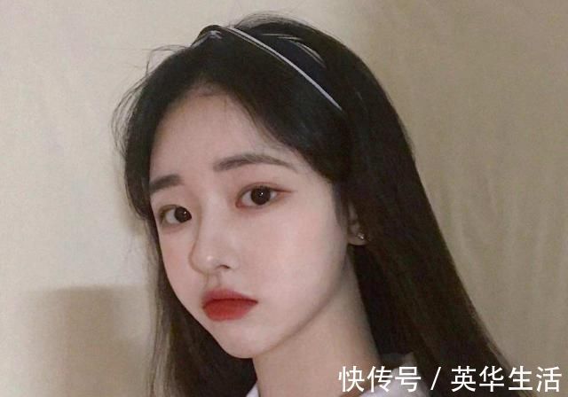 学生党|学生党久坐容易形成“大象腿”,教你3个动作坐着瘦,校花都在偷偷学
