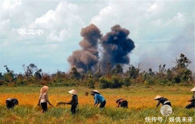 照片拍摄于美越战争|上色老照片:美越战争中的灾难场面,战争之下的人儿眼中满是绝望