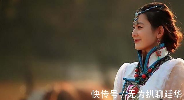 身份证&我国最长的一个姓,老师碰见不想点名,身份证上根本放不下