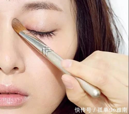 精英化妆技巧大眼美妆!女生必看!精英美妆