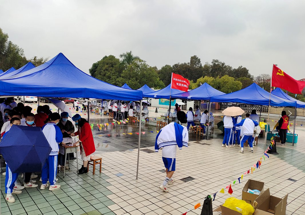 风雨中，东莞医护依然在坚守|东莞战疫| 长安