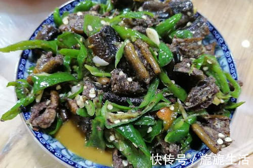 料酒|饭店炒黄鳝，需要焯水吗？大厨教你多加1步，口感香嫩没腥味